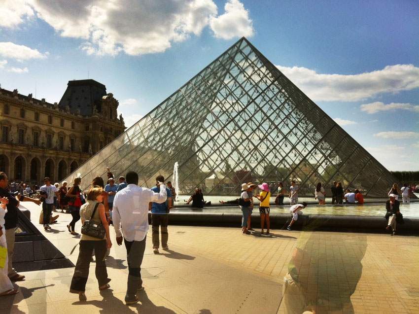 double-exposure-ghos#E0688F