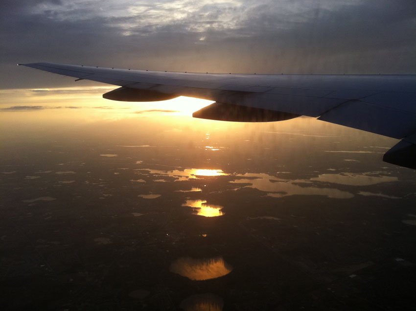 flying-east-over-lab#E0687D