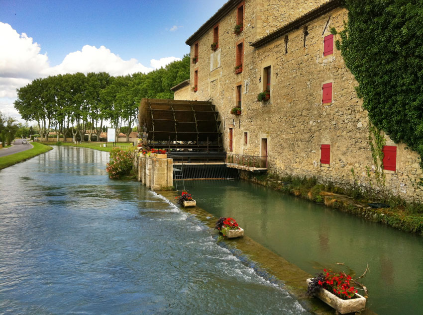 water-wheel-at-taill#E068C5