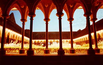 nighfall-and-seclusi#E06881